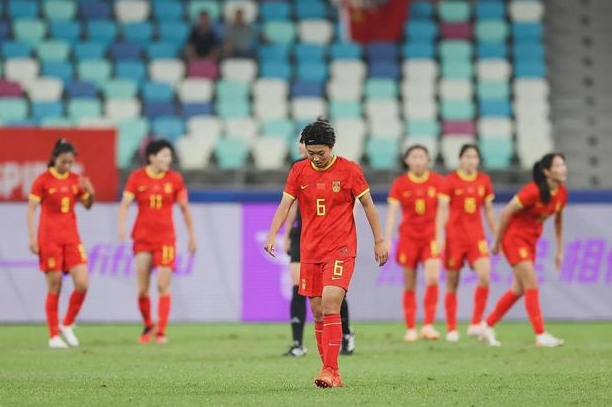 困难重重，中国女足终于晋级奥运会！