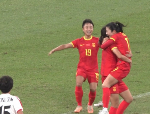 中国女足出线路再起悬念，亚运女足直播助力梦想实现