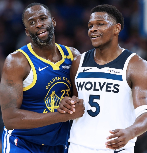5 月 13 日,NBA 季后赛西部半决赛激战正酣,金州勇士队客场挑战明尼苏达森林狼队,这场比赛吸引了无数球迷的目光。比赛进程跌宕起伏,而勇士队球员小佩顿在第二节的一次争议判罚,成为了比赛中的一个焦点话题。