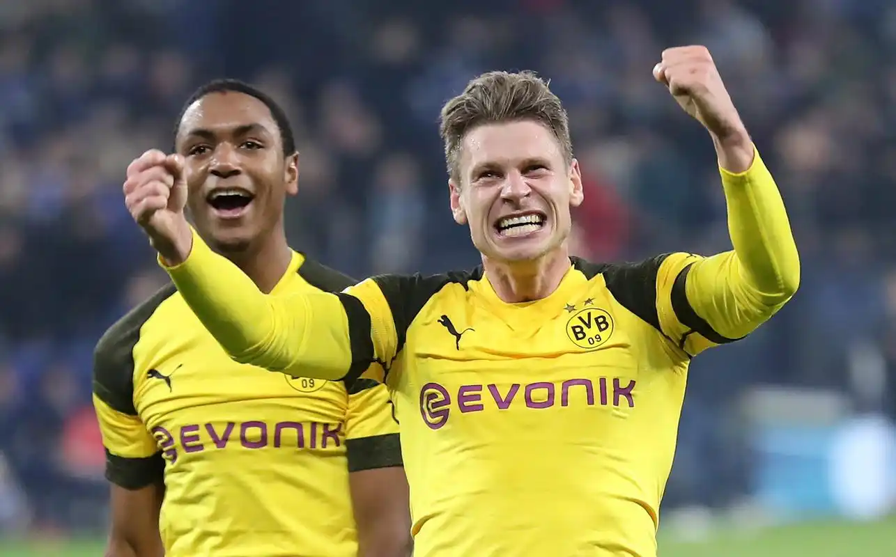 黄黑旋风：多特蒙德欧冠赛场的青春逆袭与战术蜕变